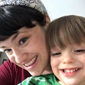 Meet your Posher, Lauren